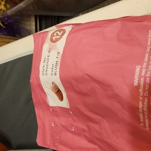 Rouge helium slippers